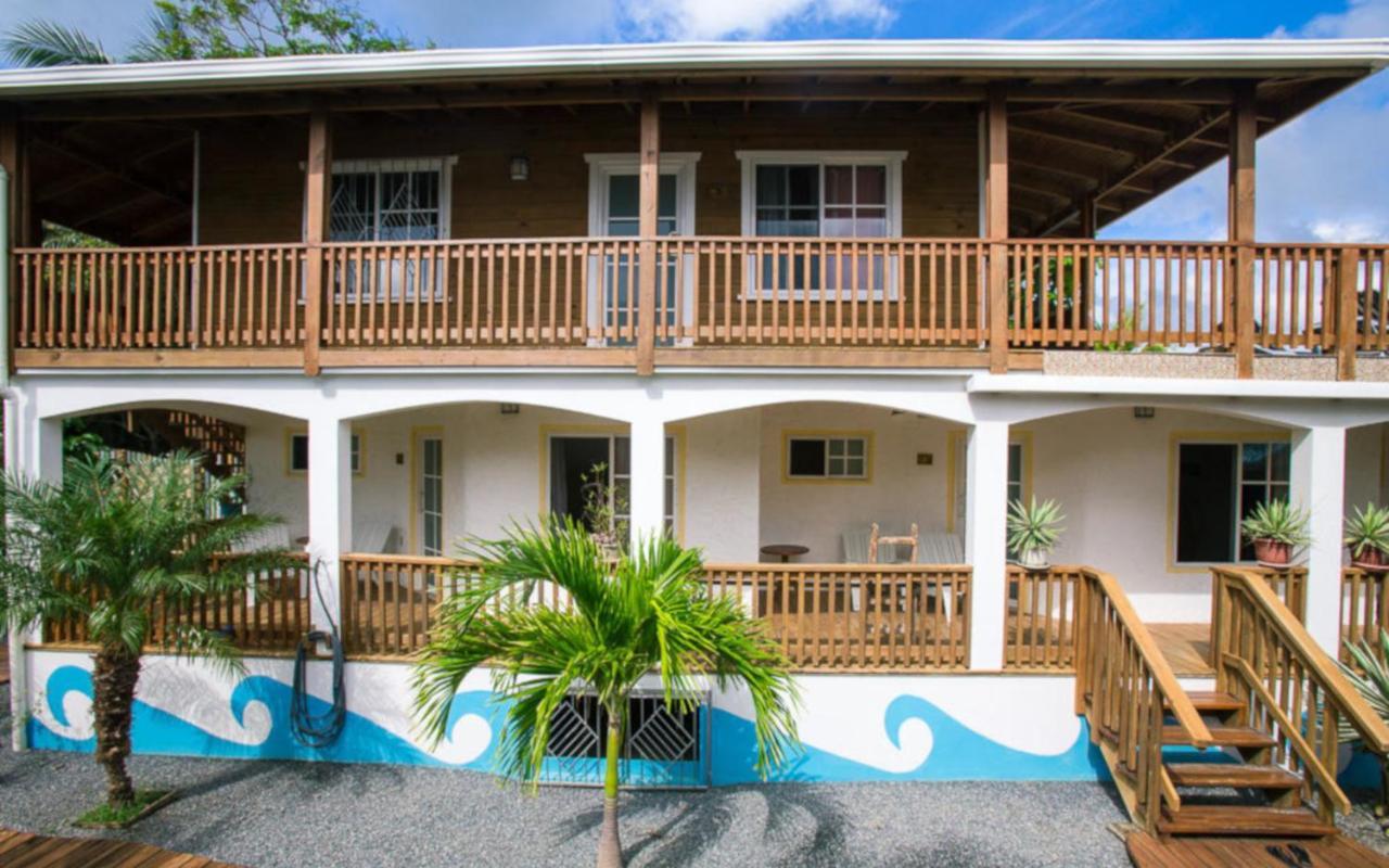 Wikkid Resort Dixon Cove 외부 사진
